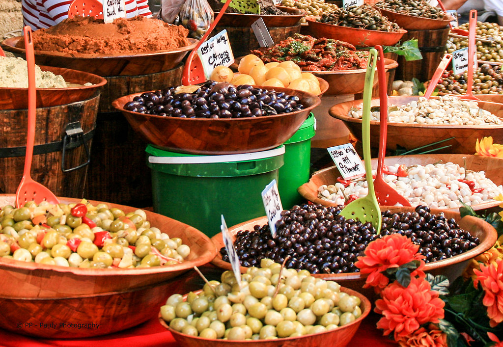 Wochenmarkt - Oliven